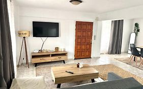 Tsina'S Apartments